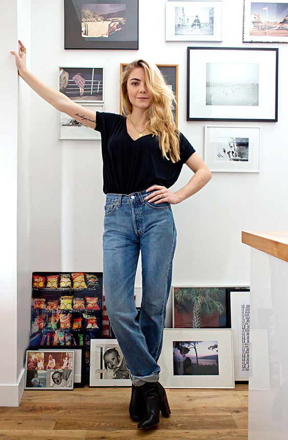 looks with mom jeans