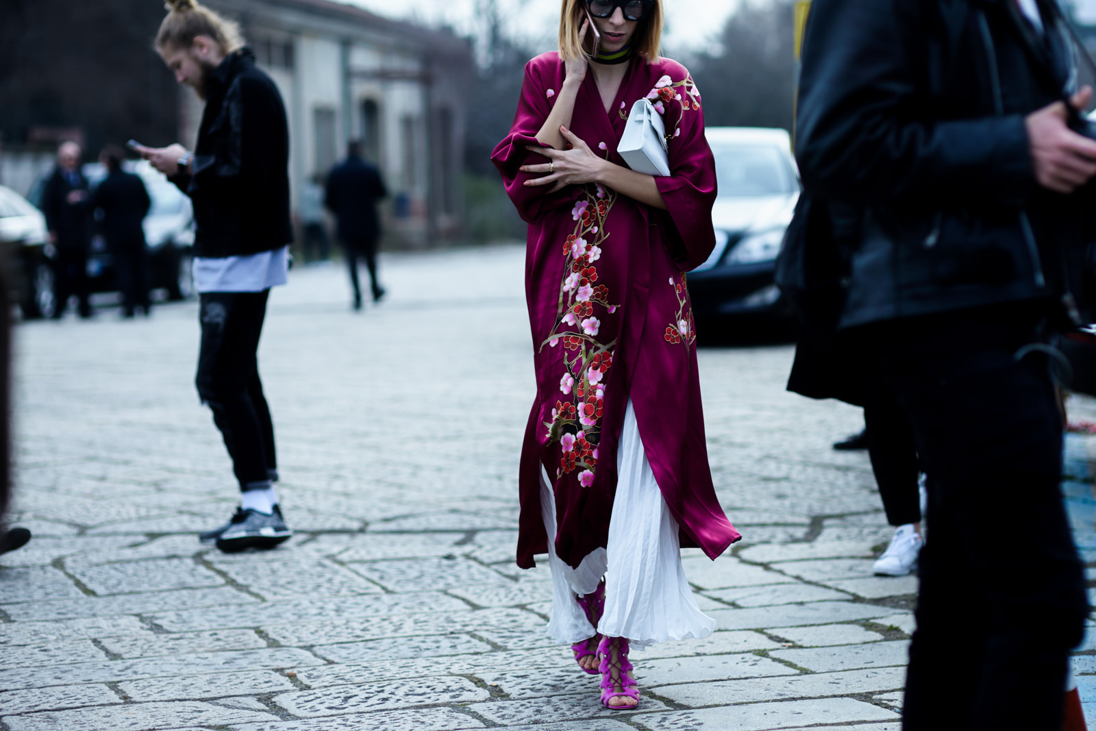 How to wear a silk robe coat? 9 best street style ideas