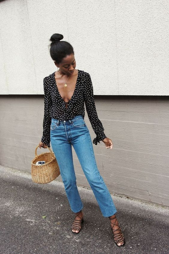 Make a instant outfit with a polka dot blouse, your favorite jeans, basket bag and sandals