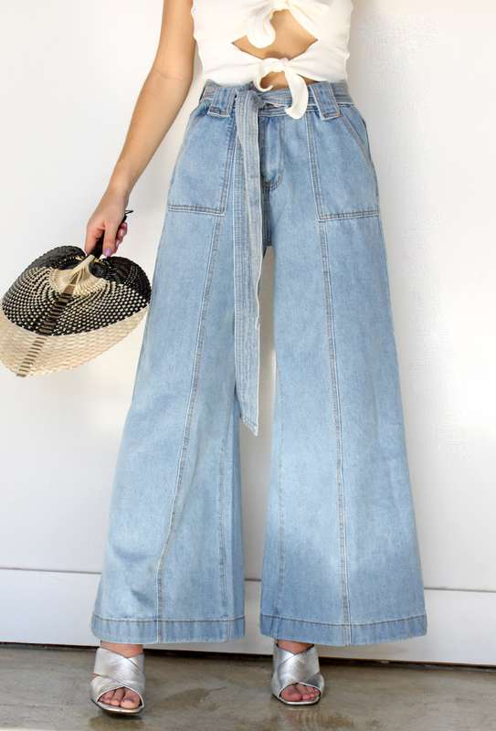 Trade out your skinny jeans for wide leg denim. We're loving these sage the label tie waist jeans