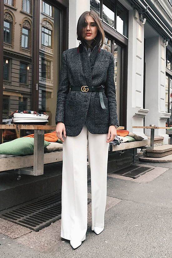 Long blazer with outlet belt