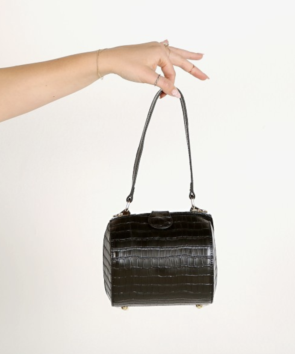 Jagger Bag Black effortless fall trends embossed croc bag