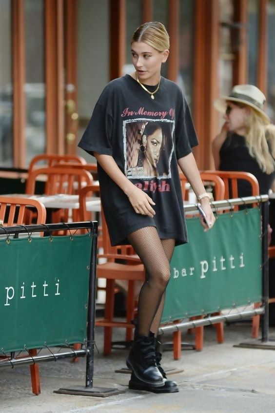 Update your Graphic Tee Outfit Like This STYLE REPORT MAGAZINE