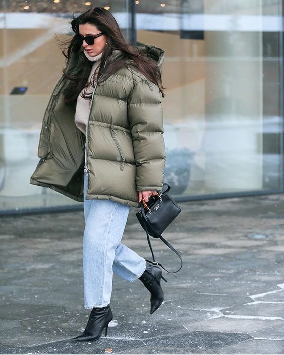 14 No-Fuss Puffer Jacket Outfit Ideas